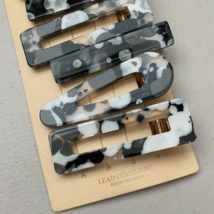 NWT Natasha hair clips.